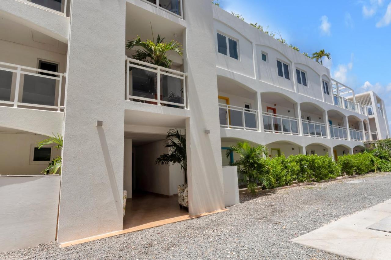 Maho Beach House - Spacious 1 Bedroom Suite エクステリア 写真